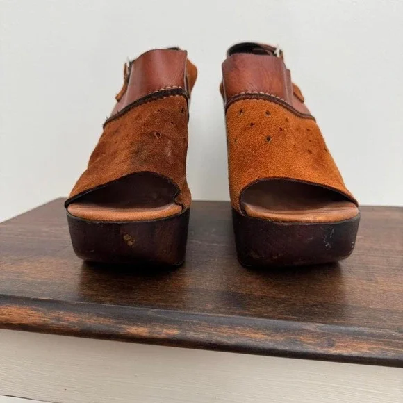 70s Style Platform Suede Heel Cognac Charles David Size 9-9.5 - Picture 2 of 7
